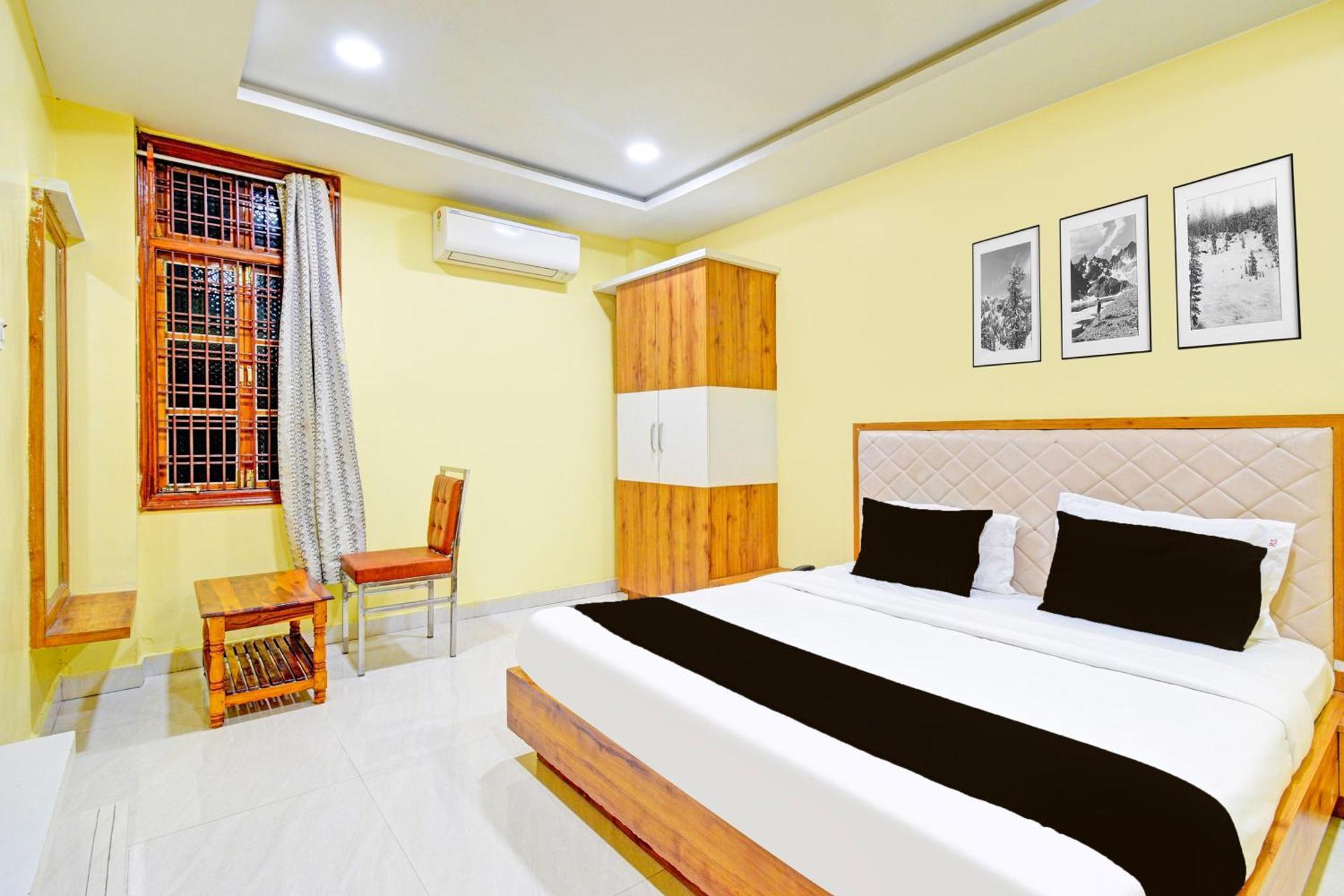 Super Townhouse Mancherial Mancherāl Extérieur photo